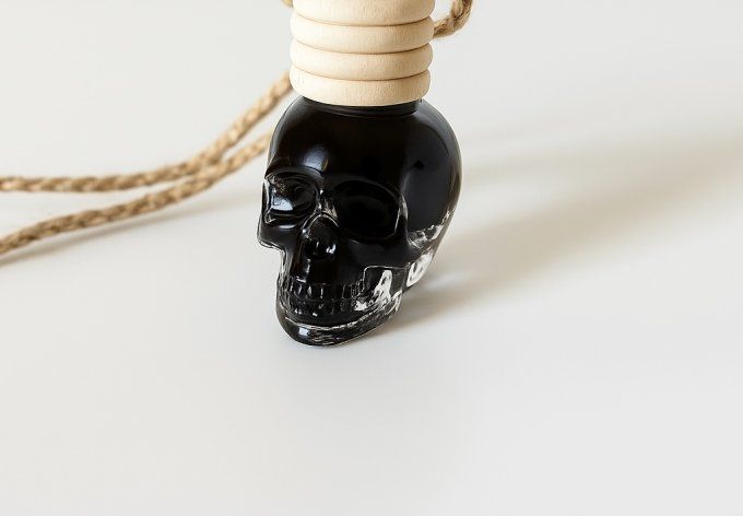 Diffuseur de parfum tête de mort pour voiture 7.5ml