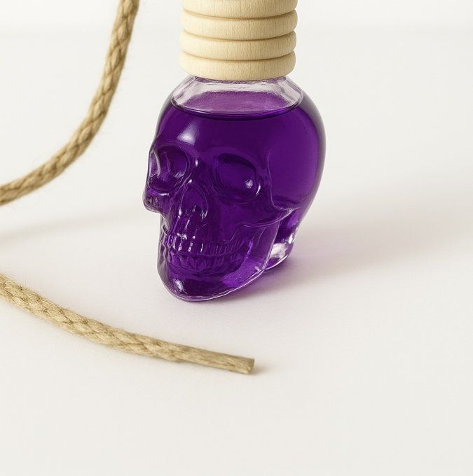 Diffuseur de parfum tête de mort pour voiture 7.5ml