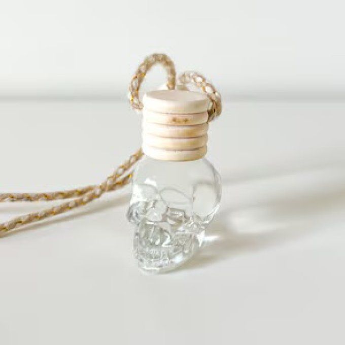 Diffuseur de parfum tête de mort pour voiture 7.5ml