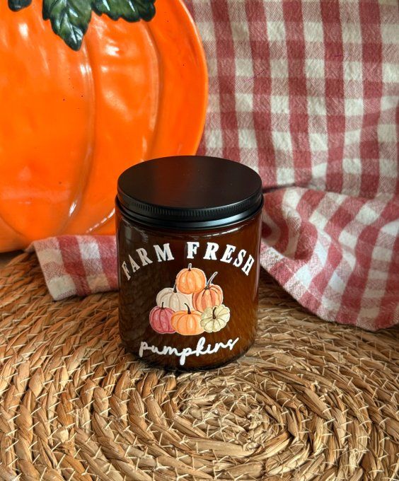 Bougie ambrée "Farm Fresh Pumpkins" parfum au choix