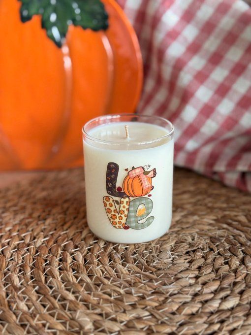 Petite bougie "LOVE" parfum feu de Bois
