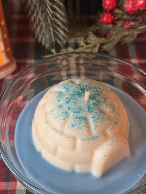 Bougie de Noel Igloo parfum Flocon de neige