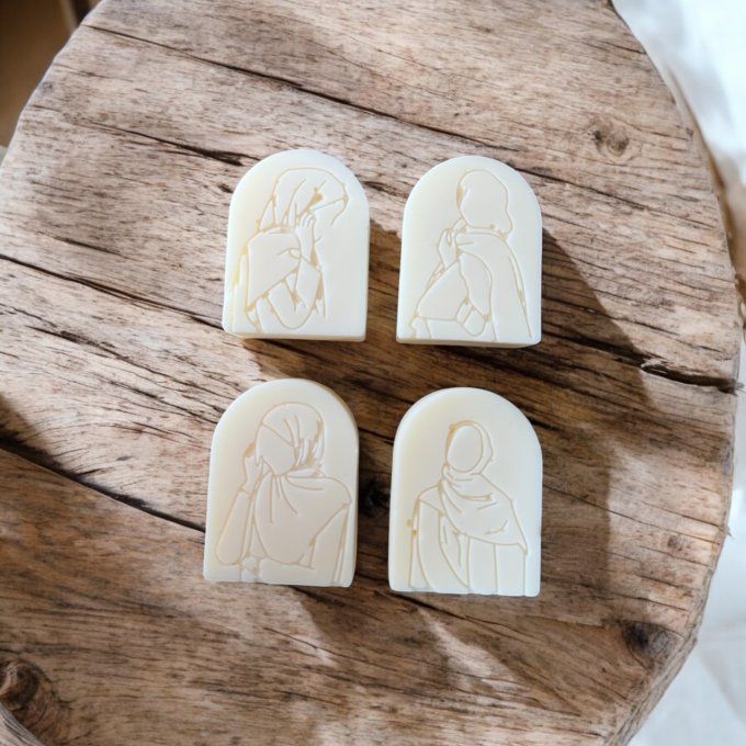 Lot de 4 gros fondants parfumés silhouette femme 4 parfums au choix