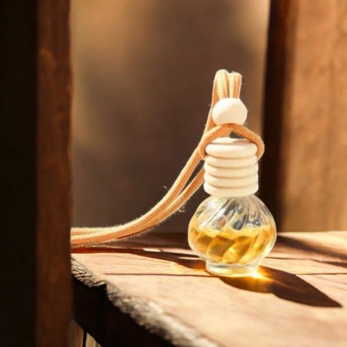 Diffuseur de parfum pour voiture torsadé 7.5ml