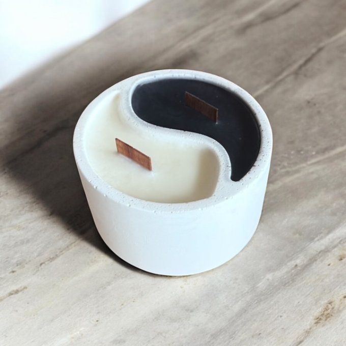 Bougie en jesmonite "Yin & Yang" parfum au choix 