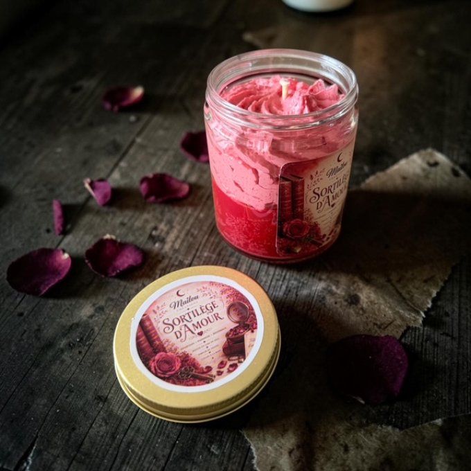 Bougie gourmande parfum Sortilège d'amour