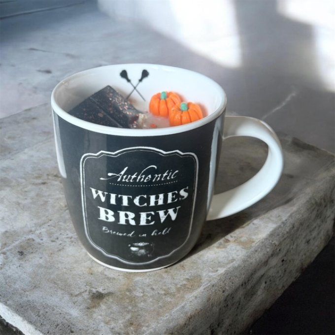Grosse bougie "Witches brew" parfum Macchiato spiced pumpkin