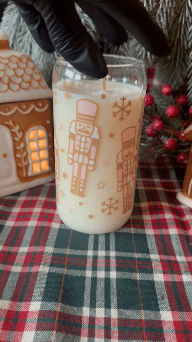 Grande bougie de noel "casses noisette" parfum au choix