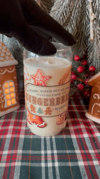 Grande bougie de noel "Gingerbread" parfum au choix
